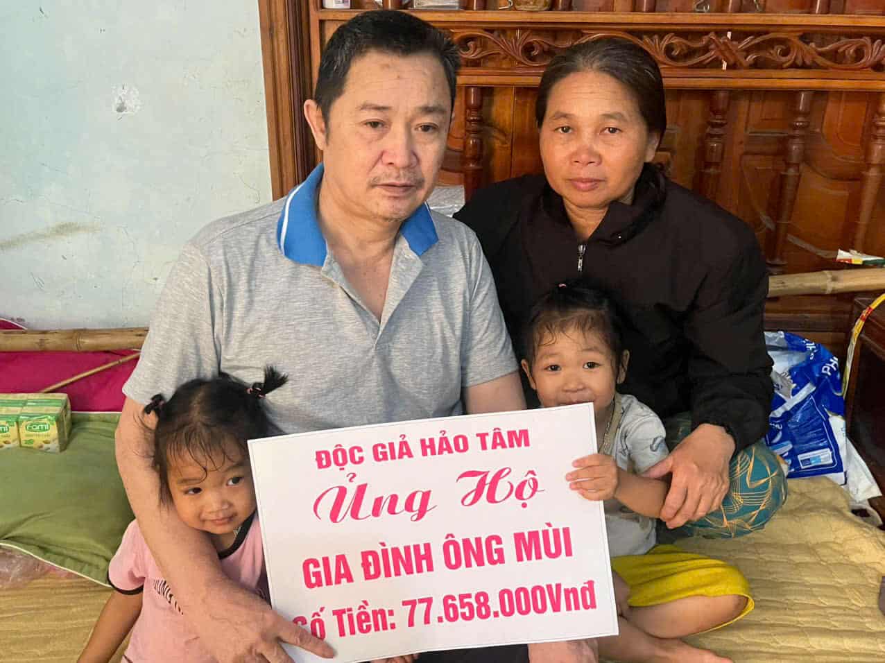 Hơn 77 triệu đồng đến với người phụ nữ có chồng gặp nạn, con dâu bỏ đi để lại 2 cháu nội thơ dại- Ảnh 1. Hơn 77 triệu đồng đến với người phụ nữ có chồng gặp nạn, con dâu bỏ đi để lại 2 cháu nội thơ dại- Ảnh 1.