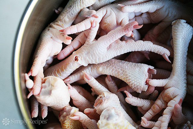 Cách phân biệt chân gà bẩn để tránh đưa chất độc vào người - Ảnh 3. Cách phân biệt chân gà bẩn để tránh đưa chất độc vào người - Ảnh 3.