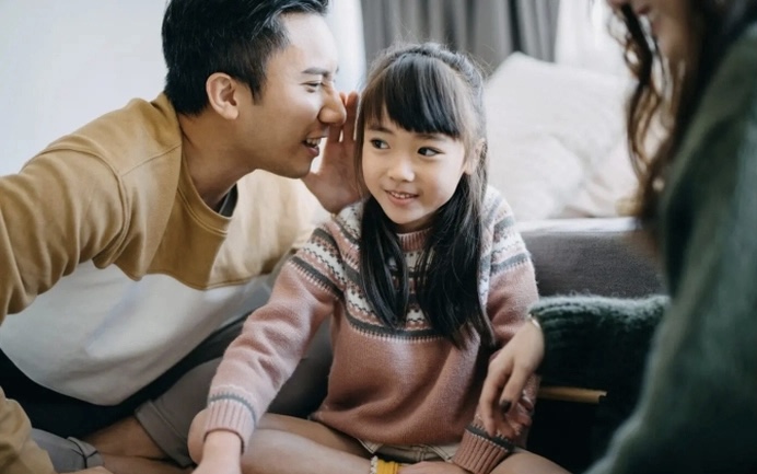 Cha mẹ thông minh đỉnh cao hay khoe 5 điều này về con: Người ngoài nghe xong thấy ấn tượng hơn cả việc đạt điểm 10 - Ảnh 1. Cha mẹ thông minh đỉnh cao hay khoe 5 điều này về con: Người ngoài nghe xong thấy ấn tượng hơn cả việc đạt điểm 10 - Ảnh 1.