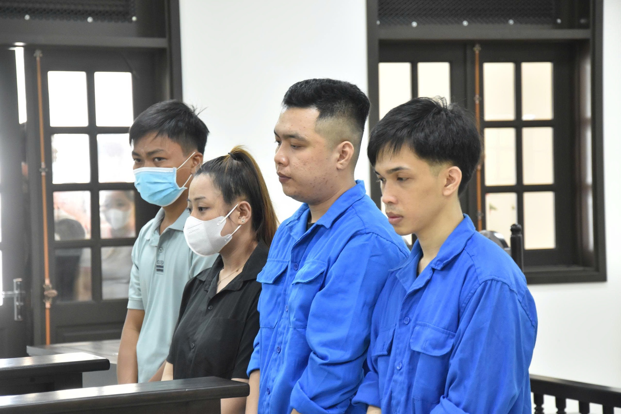 Lên mạng kêu gọi từ thiện cho trẻ mồ côi để lấy tiền… mua vàng - Ảnh 1. Lên mạng kêu gọi từ thiện cho trẻ mồ côi để lấy tiền… mua vàng - Ảnh 1.