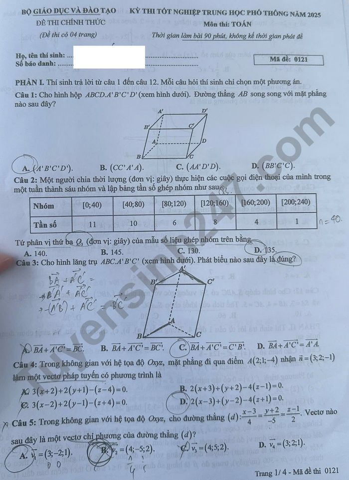 Đề Toán thi tốt nghiệp THPT 2025 - Ảnh 1. Đề Toán thi tốt nghiệp THPT 2025 - Ảnh 1.