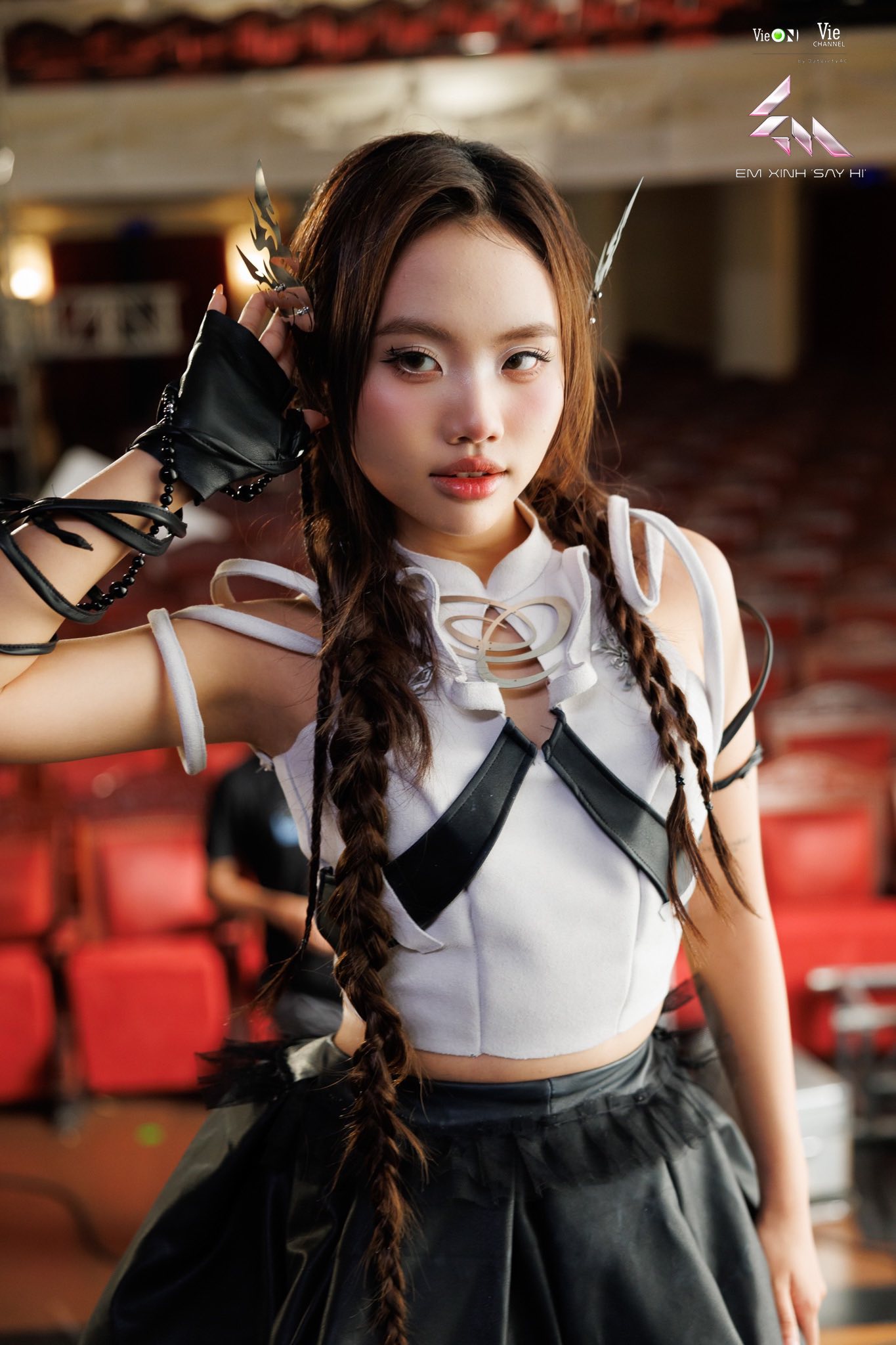 Phương Mỹ Chi bị chê không nhan sắc: Kể khổ với MXH nhưng nhận cái kết Phương Mỹ Chi bị chê không nhan sắc: Kể khổ với MXH nhưng nhận cái kết