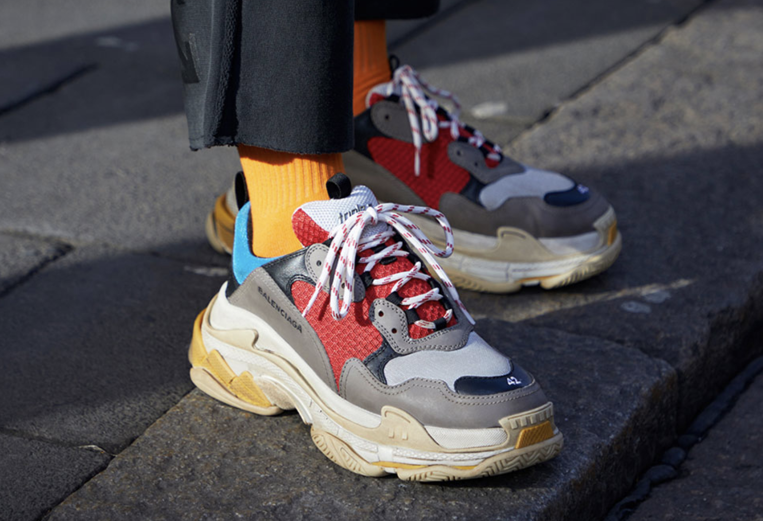 Lá thư từ chối thực tập của Balenciaga gây sốt: Màn “trả đũa” của Demna Gvasalia chăng?- Ảnh 13. Lá thư từ chối thực tập của Balenciaga gây sốt: Màn “trả đũa” của Demna Gvasalia chăng?- Ảnh 13.