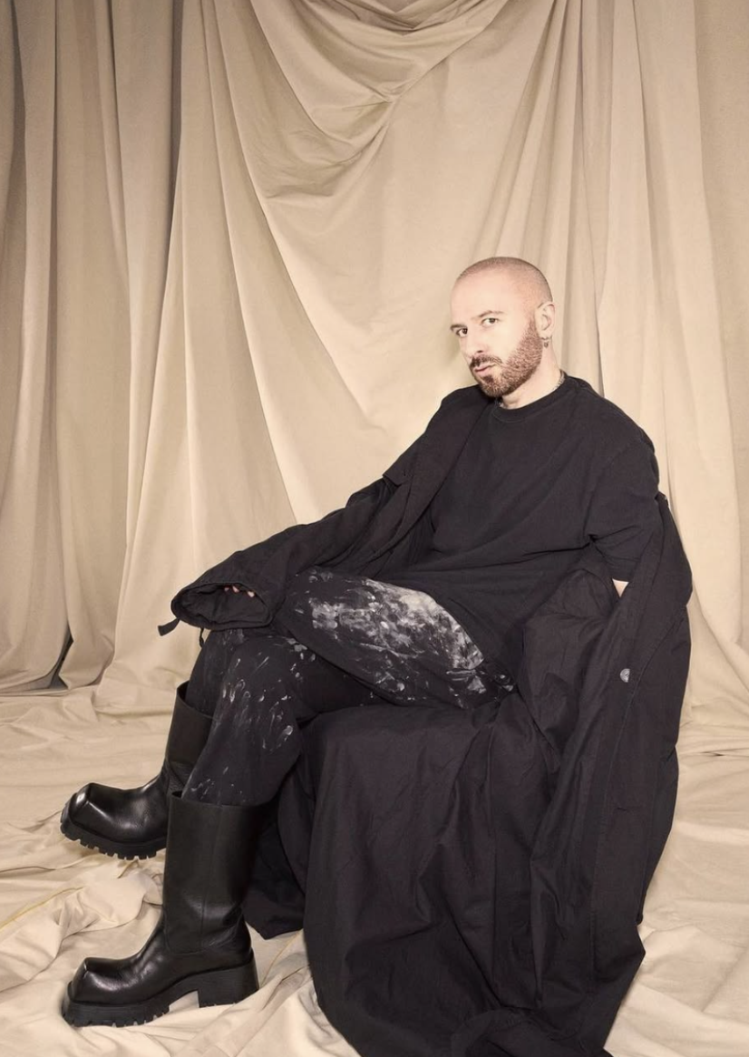 Lá thư từ chối thực tập của Balenciaga gây sốt: Màn “trả đũa” của Demna Gvasalia chăng?- Ảnh 5. Lá thư từ chối thực tập của Balenciaga gây sốt: Màn “trả đũa” của Demna Gvasalia chăng?- Ảnh 5.