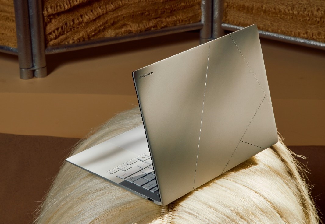 Khi công nghệ chạm cảm xúc: Cách ASUS đưa triết lý thiết kế vào Zenbook 14- Ảnh 2. Khi công nghệ chạm cảm xúc: Cách ASUS đưa triết lý thiết kế vào Zenbook 14- Ảnh 2.