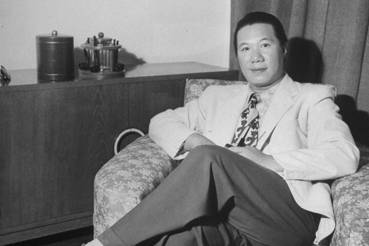 Vũ nữ đình đám một thời khiến vua Bảo Đại mê đắm - Ảnh 2. Vũ nữ đình đám một thời khiến vua Bảo Đại mê đắm - Ảnh 2.