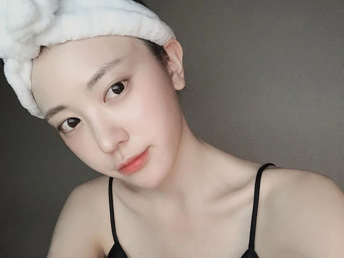 Mùa này chị em nên chọn phương pháp làm đẹp nào để da tăng sinh collagen? BS thẩm mỹ gợi ý!- Ảnh 3. Mùa này chị em nên chọn phương pháp làm đẹp nào để da tăng sinh collagen? BS thẩm mỹ gợi ý!- Ảnh 3.