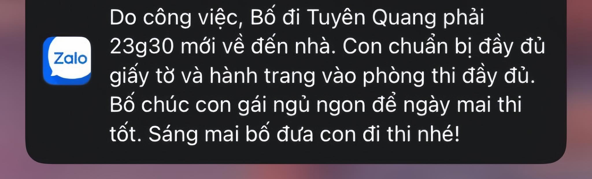 Tin nhắn bố gửi con gái giữa đêm khiến hàng ngàn người like tới tấp: Lời hứa giản đơn nhưng ấm lòng con biết mấy!- Ảnh 1. Tin nhắn bố gửi con gái giữa đêm khiến hàng ngàn người like tới tấp: Lời hứa giản đơn nhưng ấm lòng con biết mấy!- Ảnh 1.