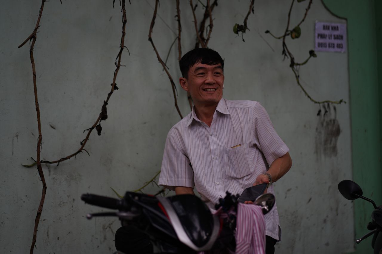 Thi tốt nghiệp THPT buổi 2: Chính thức hết giờ làm bài, đề thi "đổi mới" liệu có mưa điểm 10?- Ảnh 7. Thi tốt nghiệp THPT buổi 2: Chính thức hết giờ làm bài, đề thi "đổi mới" liệu có mưa điểm 10?- Ảnh 7.