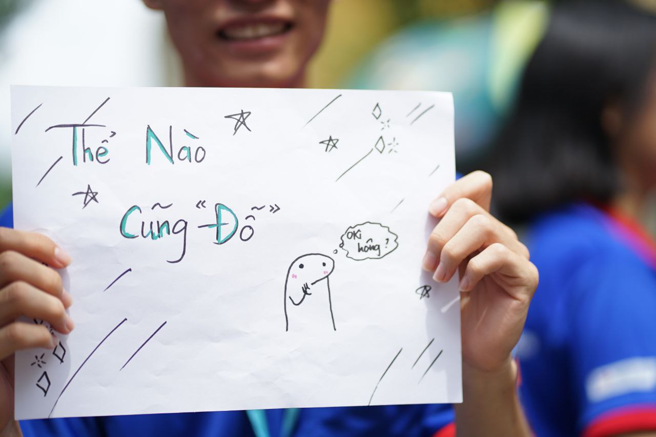 Thi tốt nghiệp THPT buổi 2: Chính thức hết giờ làm bài, đề thi "đổi mới" liệu có mưa điểm 10?- Ảnh 23. Thi tốt nghiệp THPT buổi 2: Chính thức hết giờ làm bài, đề thi "đổi mới" liệu có mưa điểm 10?- Ảnh 23.