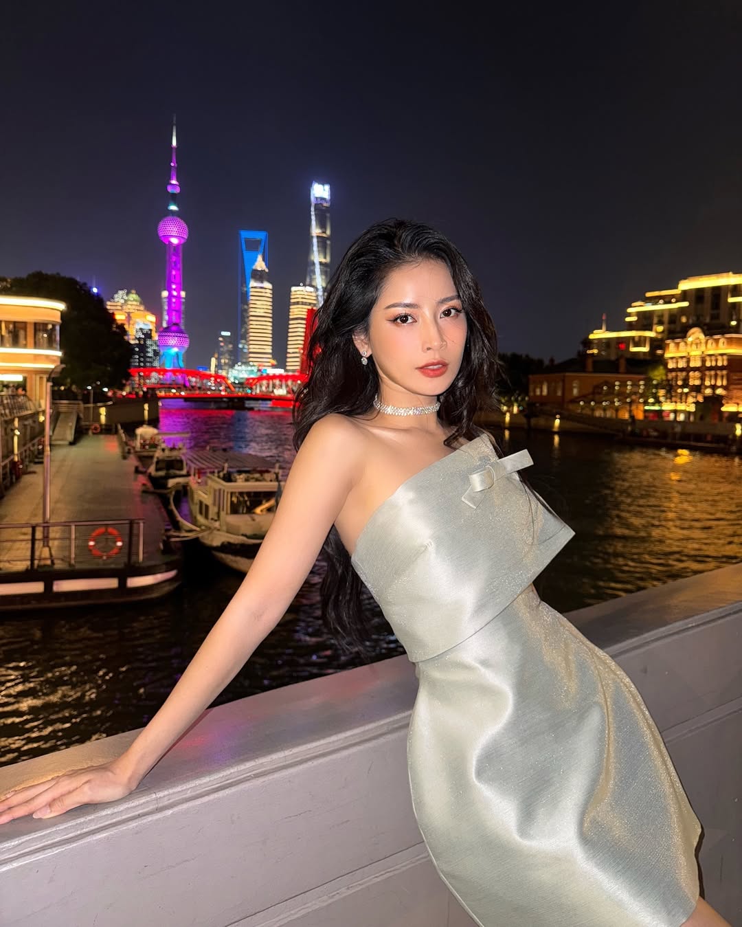 Chi Pu từng bất phân thắng bại với 1 nữ thần Kpop cùng tuổi: Visual hao hao chưa phải tất cả- Ảnh 1. Chi Pu từng bất phân thắng bại với 1 nữ thần Kpop cùng tuổi: Visual hao hao chưa phải tất cả- Ảnh 1.