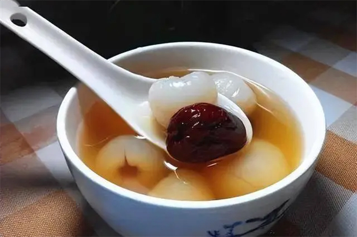 Vì sao ăn vải thiều luộc lại tốt hơn ăn trực tiếp? - Ảnh 5. Vì sao ăn vải thiều luộc lại tốt hơn ăn trực tiếp? - Ảnh 5.