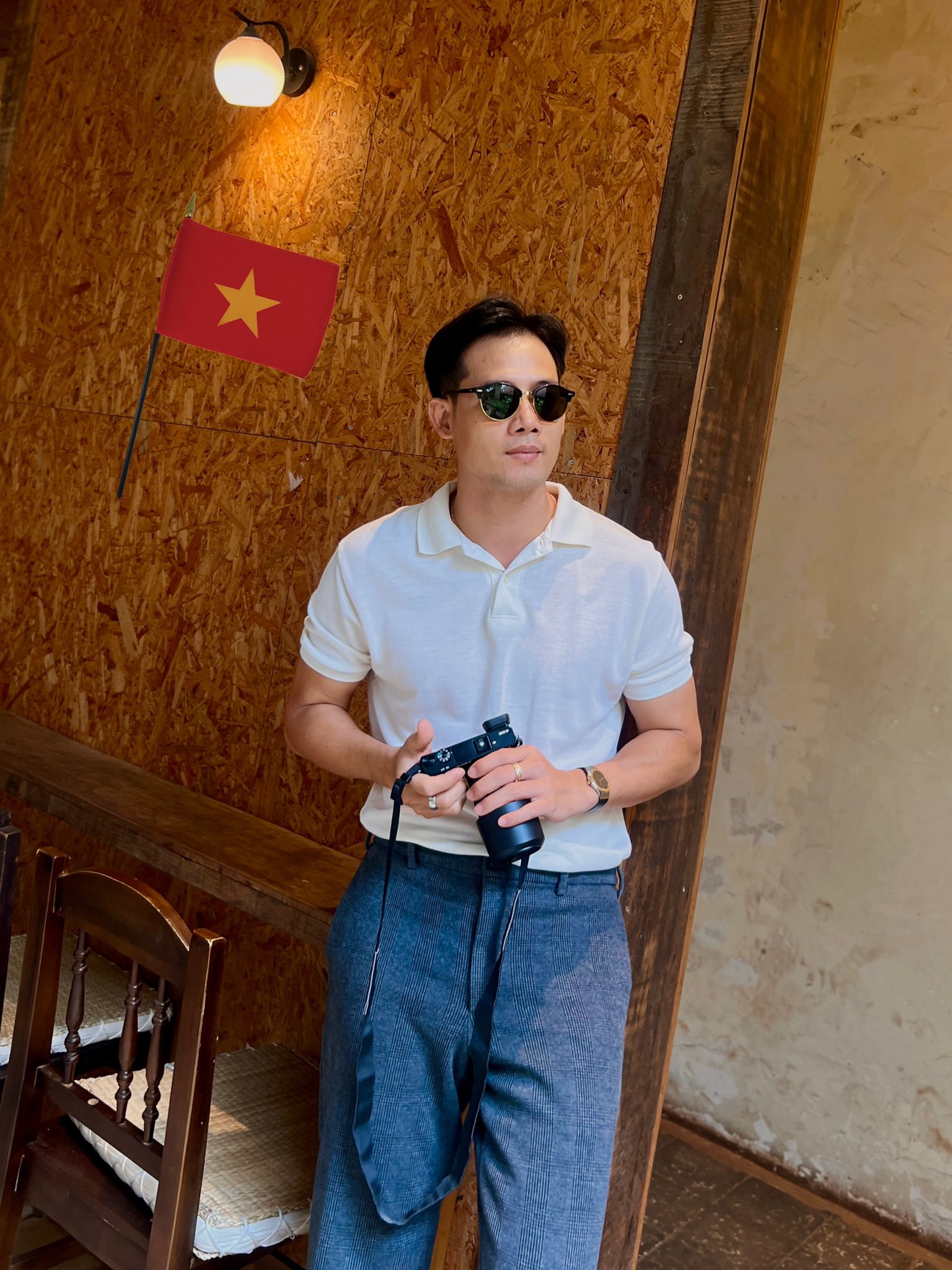 Trò chuyện cùng nam diễn viên "tinh hoa hội tụ", 41 tuổi vẫn còn độc thân: Gu của tôi là người phụ nữ đậm chất Việt Nam- Ảnh 3. Trò chuyện cùng nam diễn viên "tinh hoa hội tụ", 41 tuổi vẫn còn độc thân: Gu của tôi là người phụ nữ đậm chất Việt Nam- Ảnh 3.