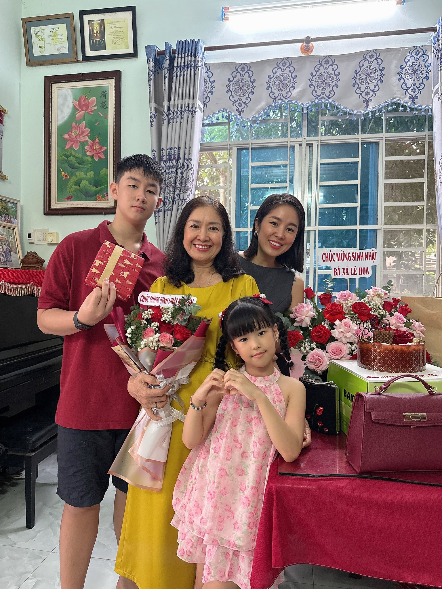 Lê Phương bất ngờ trải lòng trong ngày đặc biệt: Lê Phương bất ngờ trải lòng trong ngày đặc biệt: