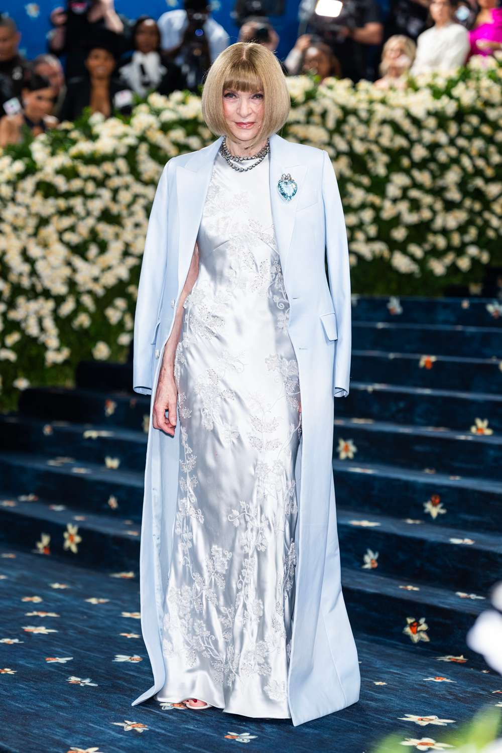 Nóng: Anna Wintour rời ghế Tổng Biên Tập Vogue Mỹ sau gần 40 năm- Ảnh 2. Nóng: Anna Wintour rời ghế Tổng Biên Tập Vogue Mỹ sau gần 40 năm- Ảnh 2.