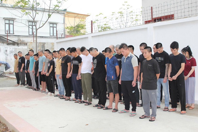 Vụ bắt gần 100 người trong đường dây lừa đảo hơn 2.000 tỷ đồng: Lời khai của quản lý - Ảnh 1. Vụ bắt gần 100 người trong đường dây lừa đảo hơn 2.000 tỷ đồng: Lời khai của quản lý - Ảnh 1.