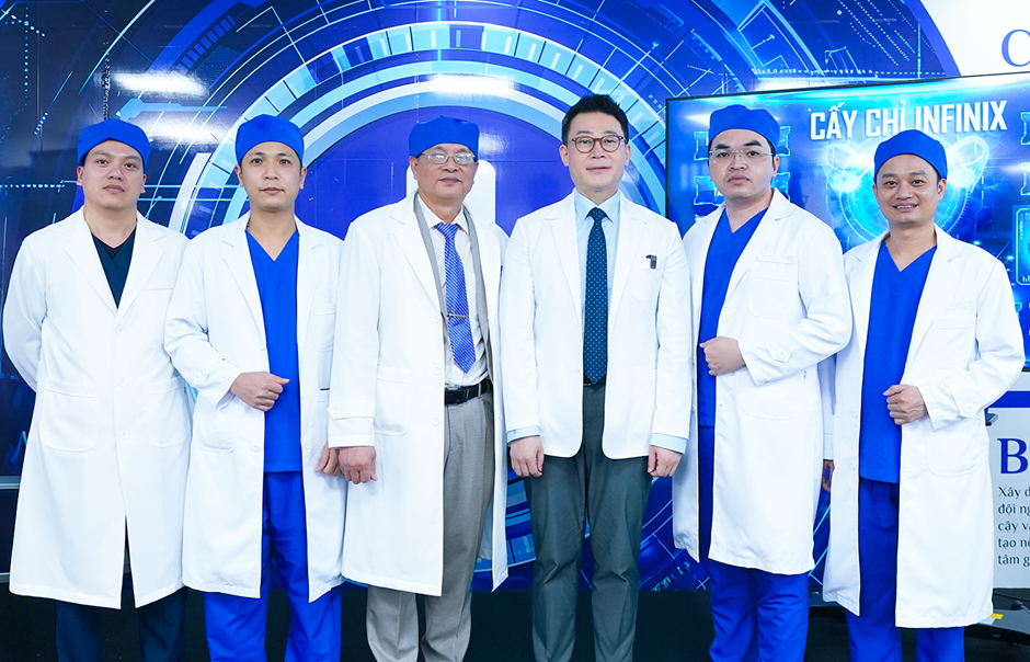 BS Nguyễn Hùng Nghĩa: Bác sĩ chữa lành những tự ti về ngoại hình- Ảnh 3. BS Nguyễn Hùng Nghĩa: Bác sĩ chữa lành những tự ti về ngoại hình- Ảnh 3.