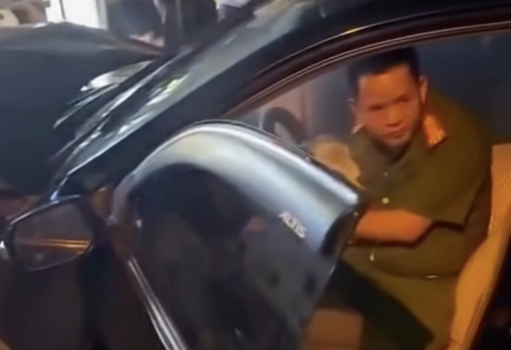 Cách chức trung tá công an say xỉn gây tai nạn liên hoàn ở Bắc Ninh - Ảnh 1.