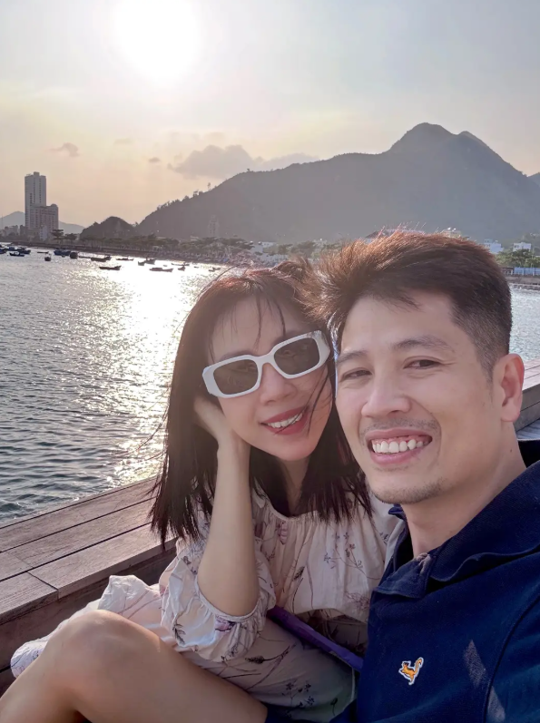 Di cư từ Hà Nội vào Nha Trang theo xu hướng, gia đình 5 người mua nhà 3 tầng 100m2: Vượt xa kỳ vọng - Ảnh 2. Di cư từ Hà Nội vào Nha Trang theo xu hướng, gia đình 5 người mua nhà 3 tầng 100m2: Vượt xa kỳ vọng - Ảnh 2.