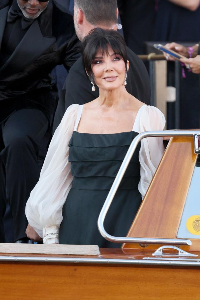 kris-jenner-sighting-jeff-bezos-17511681648871686317785-1751186546374-17511865467911458011729.jpg