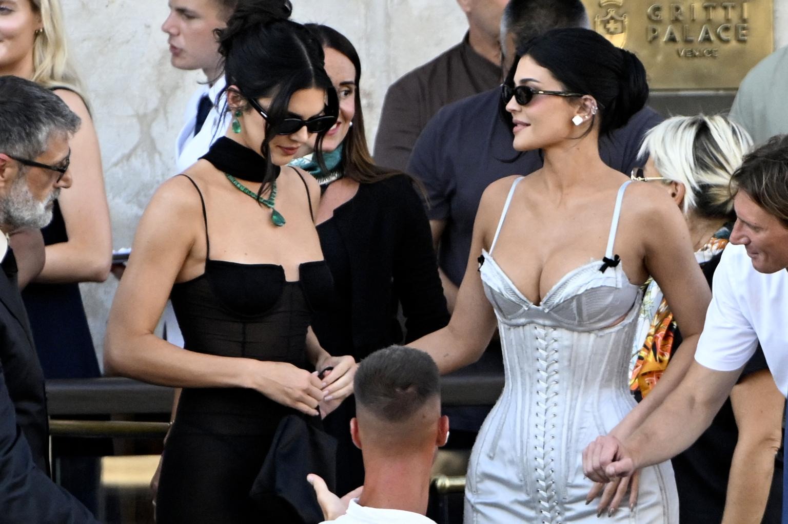 kylie-jenner-us-model-kendall-10-17511682283431713238378-1751186536140-1751186536459483899556.jpg