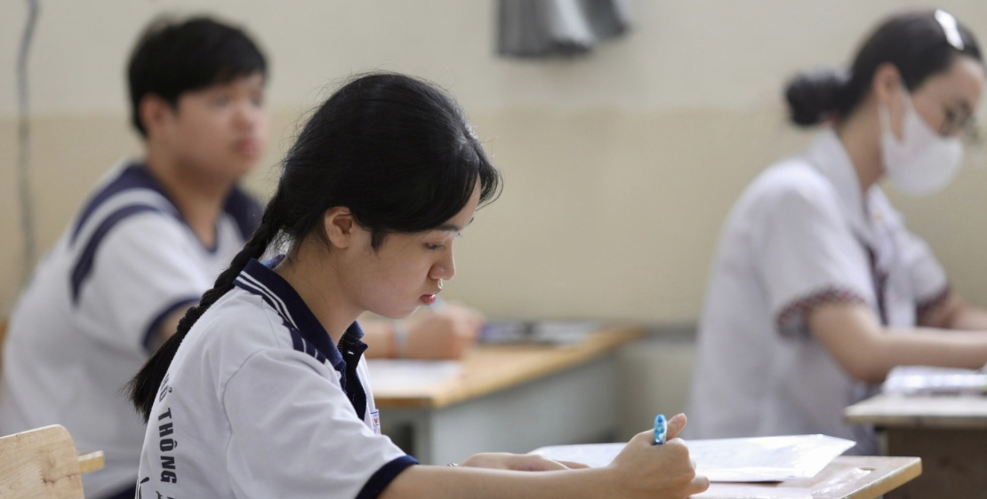 Bức thư của bà mẹ đơn thân nuôi 2 con gửi các phụ huynh: Chúng ta mong mỏi vòng nguyệt quế trên đầu con, bất chấp sức khoẻ, tính mạng của chúng…- Ảnh 1. Bức thư của bà mẹ đơn thân nuôi 2 con gửi các phụ huynh: Chúng ta mong mỏi vòng nguyệt quế trên đầu con, bất chấp sức khoẻ, tính mạng của chúng…- Ảnh 1.