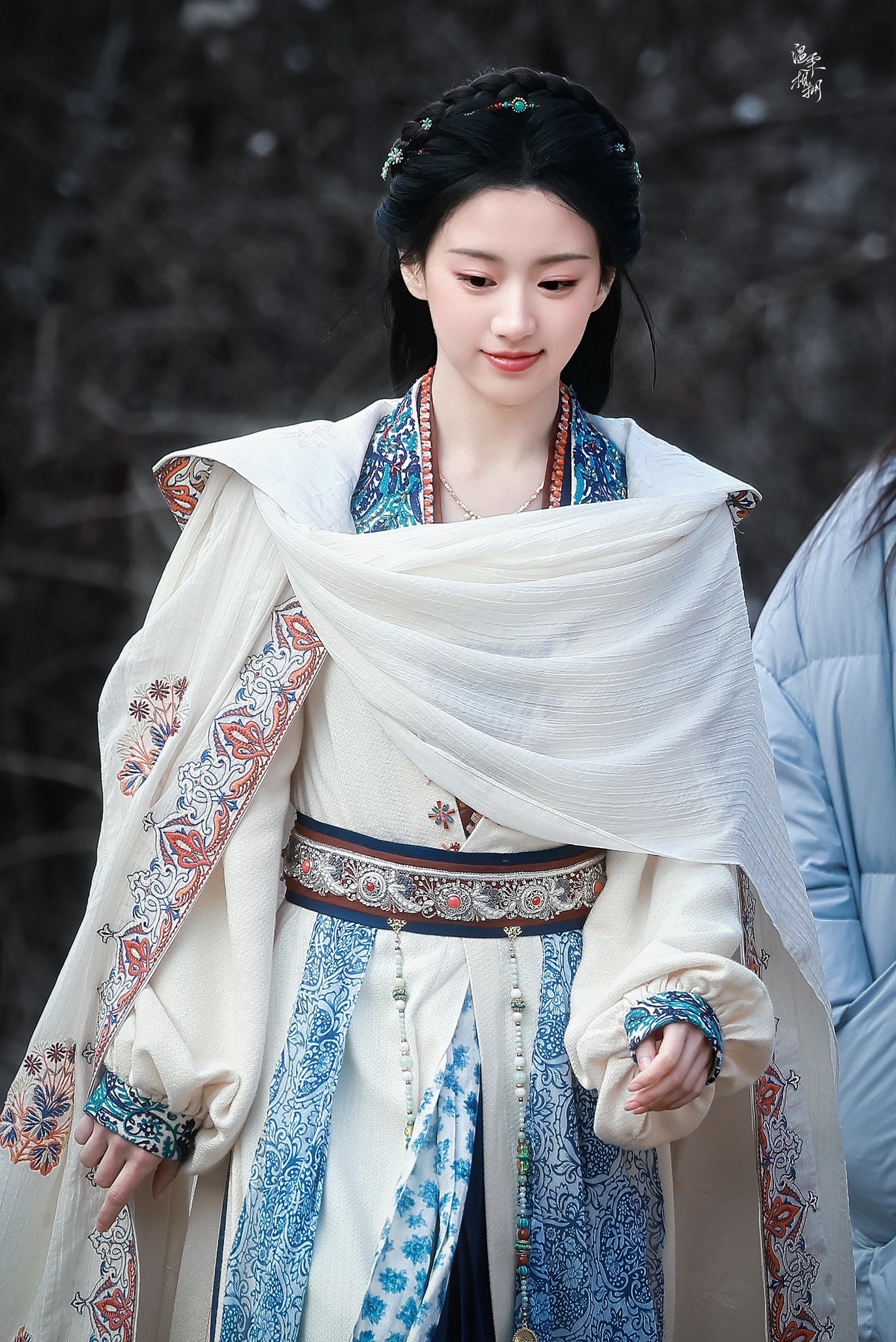 Sốc visual công chúa đẹp nhất Trung Quốc: Dung mạo nghiêng nước nghiêng thành, trắng phát sáng 9 người ngắm 10 người ưng - Ảnh 17. Sốc visual công chúa đẹp nhất Trung Quốc: Dung mạo nghiêng nước nghiêng thành, trắng phát sáng 9 người ngắm 10 người ưng - Ảnh 17.