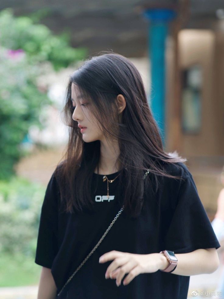 Về nhà người yêu ra mắt, tôi ngỡ ngàng khi biết bố mẹ anh đang cho con dâu cũ "ở nhờ" nhà mình- Ảnh 1. Về nhà người yêu ra mắt, tôi ngỡ ngàng khi biết bố mẹ anh đang cho con dâu cũ "ở nhờ" nhà mình- Ảnh 1.
