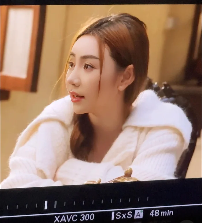Không thể nhận ra Quỳnh Kool hiện tại, nhan sắc chưa bao giờ lạ lẫm đến thế - Ảnh 3. Không thể nhận ra Quỳnh Kool hiện tại, nhan sắc chưa bao giờ lạ lẫm đến thế - Ảnh 3.