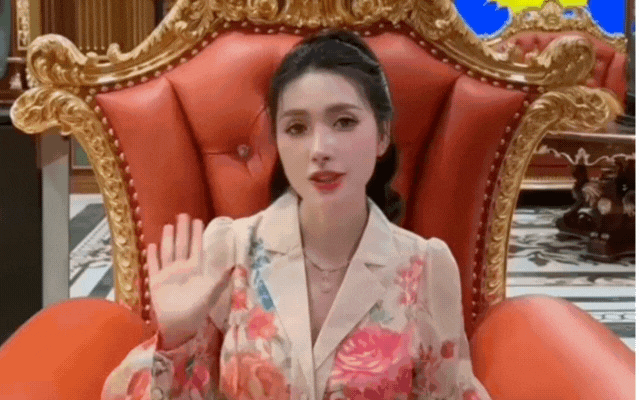 Ngân Collagen tái xuất sau thời gian bị Bộ Y Tế chỉ đạo kiểm tra sản phẩm, netizen ùa vào đặt câu hỏi- Ảnh 1. Ngân Collagen tái xuất sau thời gian bị Bộ Y Tế chỉ đạo kiểm tra sản phẩm, netizen ùa vào đặt câu hỏi- Ảnh 1.