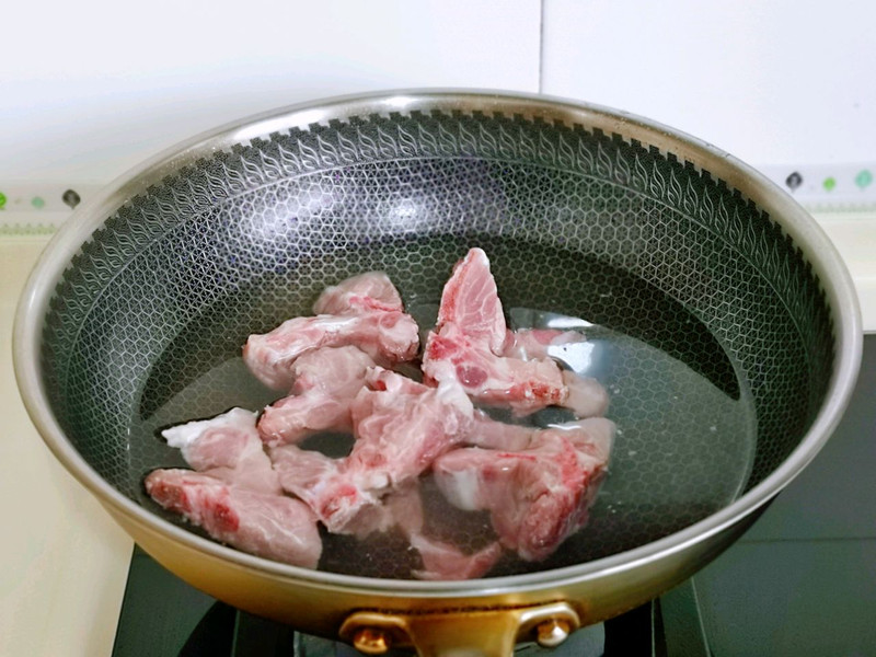 3 món canh ngon hoàn hảo lại dễ nấu cho bữa cơm nhà trong ngày hè nóng bức- Ảnh 1. 3 món canh ngon hoàn hảo lại dễ nấu cho bữa cơm nhà trong ngày hè nóng bức- Ảnh 1.