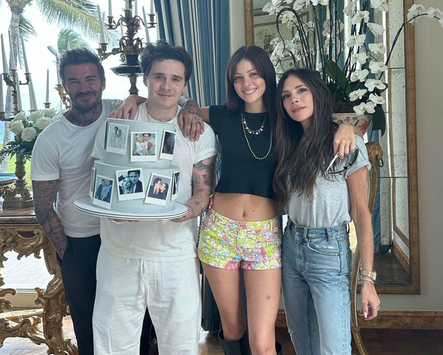 Hình ảnh khó tin giữa Victoria Beckham và “con dâu lắm chiêu”, nghe đến cách gọi nhau mới càng sốc - Ảnh 2.