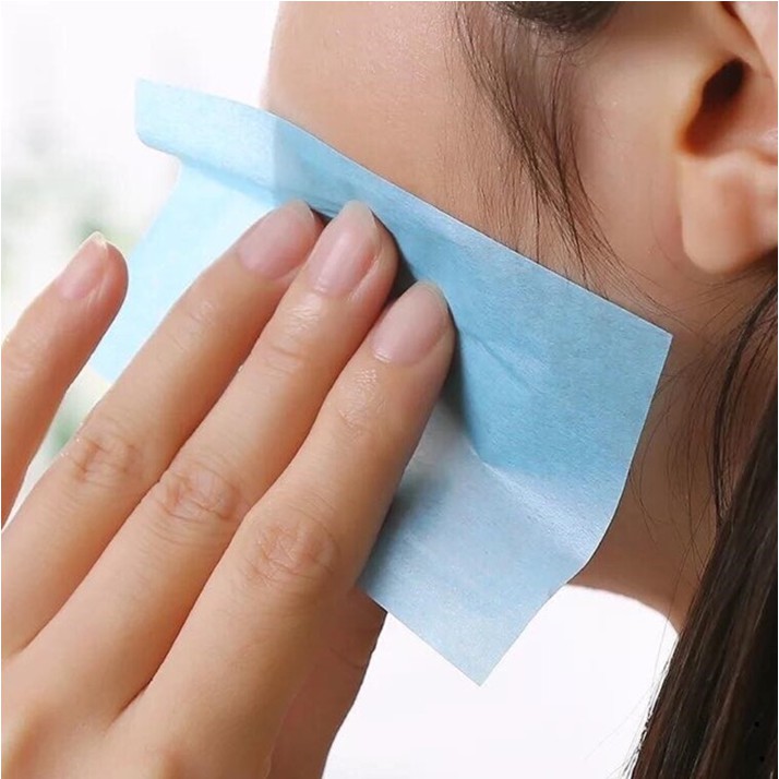 Đi Hội An đừng mang 3 món dễ phá dáng, 4 món nhỏ sau giúp phụ nữ 40+ lên hình đẹp mà vẫn dễ chịu, gọn gàng - Ảnh 6.