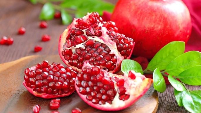 Không phải ngẫu nhiên người giàu luôn đặt 7 quả này lên bàn thờ: Thu hút vận may, giữ chặt tài lộc- Ảnh 4. Không phải ngẫu nhiên người giàu luôn đặt 7 quả này lên bàn thờ: Thu hút vận may, giữ chặt tài lộc- Ảnh 4.