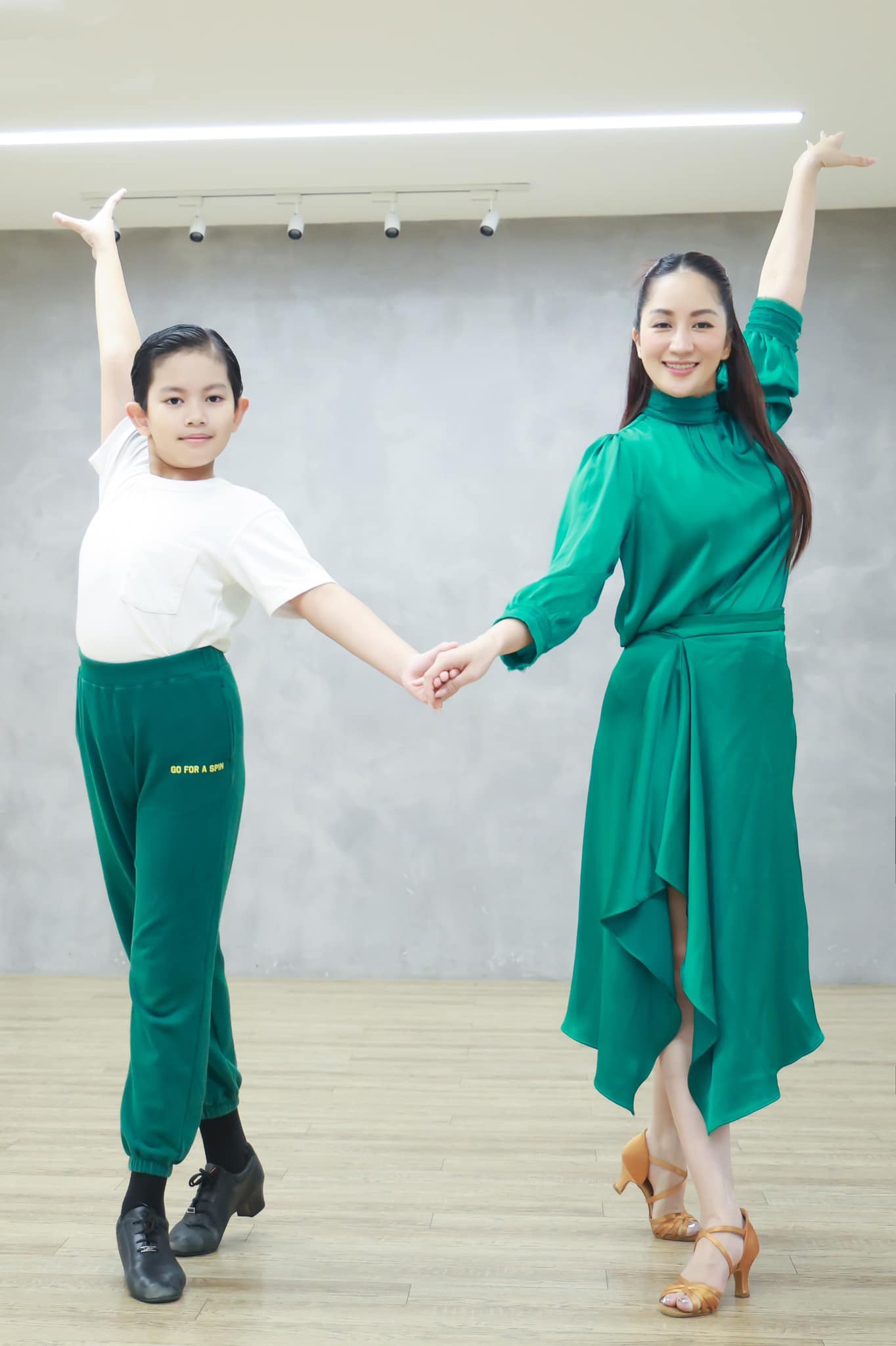 Con trai Khánh Thi-Phan Hiển: 10 tuổi cao gần bằng bố, là Con trai Khánh Thi-Phan Hiển: 10 tuổi cao gần bằng bố, là