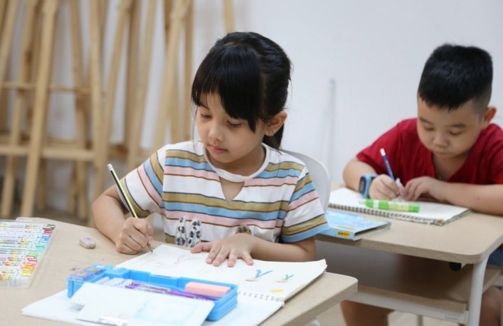 Chi nửa triệu đồng/buổi cho con học lớp tiền tiểu học, có cần thiết? - Ảnh 2. Chi nửa triệu đồng/buổi cho con học lớp tiền tiểu học, có cần thiết? - Ảnh 2.