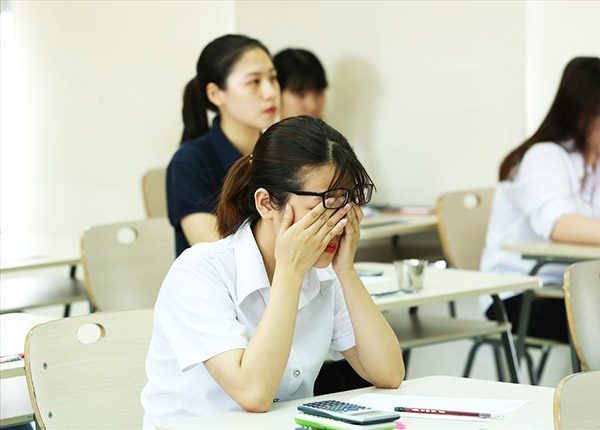 Phụ huynh lên tiếng: Đã đến lúc nên bỏ kỳ thi tốt nghiệp THPT cấp quốc gia, trả lại quyền tuyển sinh cho các trường đại học - Ảnh 1. Phụ huynh lên tiếng: Đã đến lúc nên bỏ kỳ thi tốt nghiệp THPT cấp quốc gia, trả lại quyền tuyển sinh cho các trường đại học - Ảnh 1.