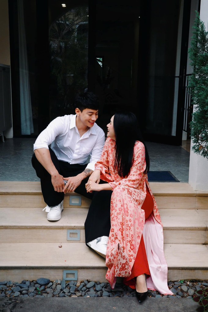 Hoa hậu hot hàng đầu Vbiz đăng ảnh nóng bỏng mừng sinh nhật bạn trai kém tuổi, còn đáp 2 chữ chấn động!- Ảnh 5. Hoa hậu hot hàng đầu Vbiz đăng ảnh nóng bỏng mừng sinh nhật bạn trai kém tuổi, còn đáp 2 chữ chấn động!- Ảnh 5.