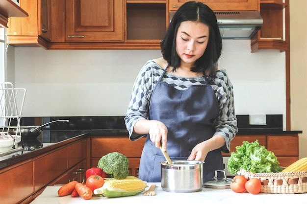 Mẹ Hà Nội chia sẻ: 7 món đồ bếp tôi giữ lại khi bắt đầu sống tối giản ở tuổi 45 - Ảnh 4. Mẹ Hà Nội chia sẻ: 7 món đồ bếp tôi giữ lại khi bắt đầu sống tối giản ở tuổi 45 - Ảnh 4.