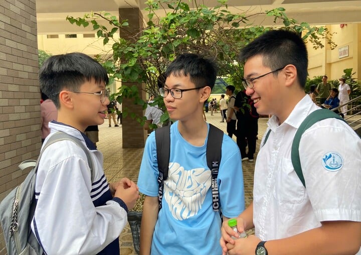Hơn 5.700 em tranh suất vào lớp 10 THPT chuyên có tỷ lệ 'chọi' cao nhất Hà Nội - Ảnh 3.