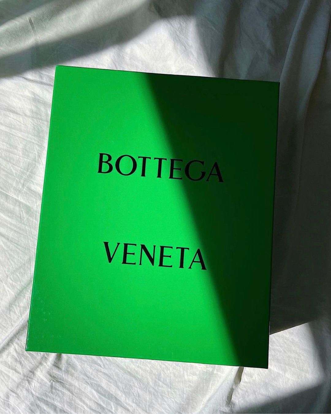 Bottega Veneta – Thương hiệu xa xỉ không logo nhưng vẫn khiến cả thế giới phải ngưỡng mộ - Ảnh 13. Bottega Veneta – Thương hiệu xa xỉ không logo nhưng vẫn khiến cả thế giới phải ngưỡng mộ - Ảnh 13.