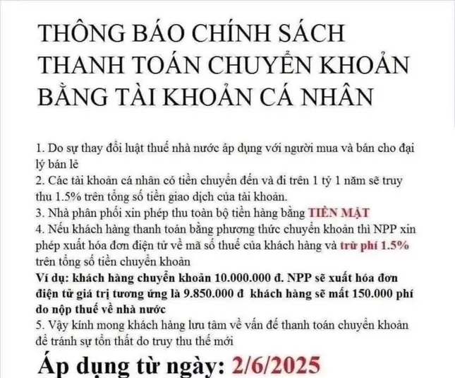 Từ chối nhận chuyển khoản lan rộng, chuyện gì đang xảy ra? - Ảnh 1. Từ chối nhận chuyển khoản lan rộng, chuyện gì đang xảy ra? - Ảnh 1.