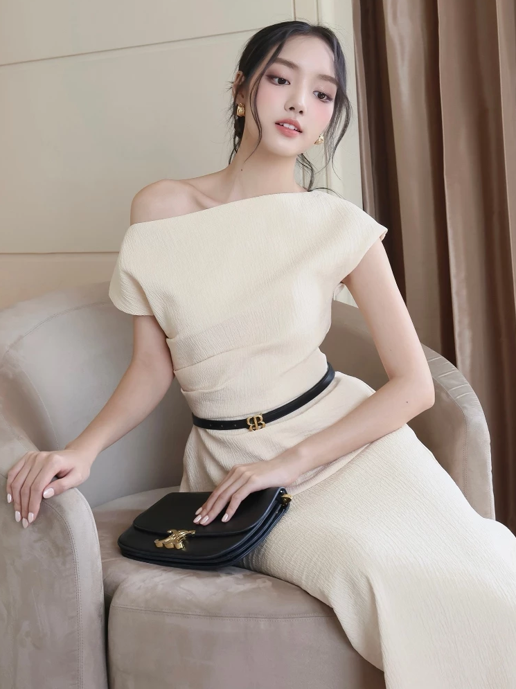 9 cô nàng chứng minh: Phụ nữ chỉ cần biết cách ăn mặc là như hóa thành người khác - Ảnh 10. 9 cô nàng chứng minh: Phụ nữ chỉ cần biết cách ăn mặc là như hóa thành người khác - Ảnh 10.