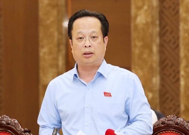 Nhiều phụ huynh Hà Nội phản ánh giáo viên 'khuyên học sinh không thi lớp 10' - Ảnh 1. Nhiều phụ huynh Hà Nội phản ánh giáo viên 'khuyên học sinh không thi lớp 10' - Ảnh 1.