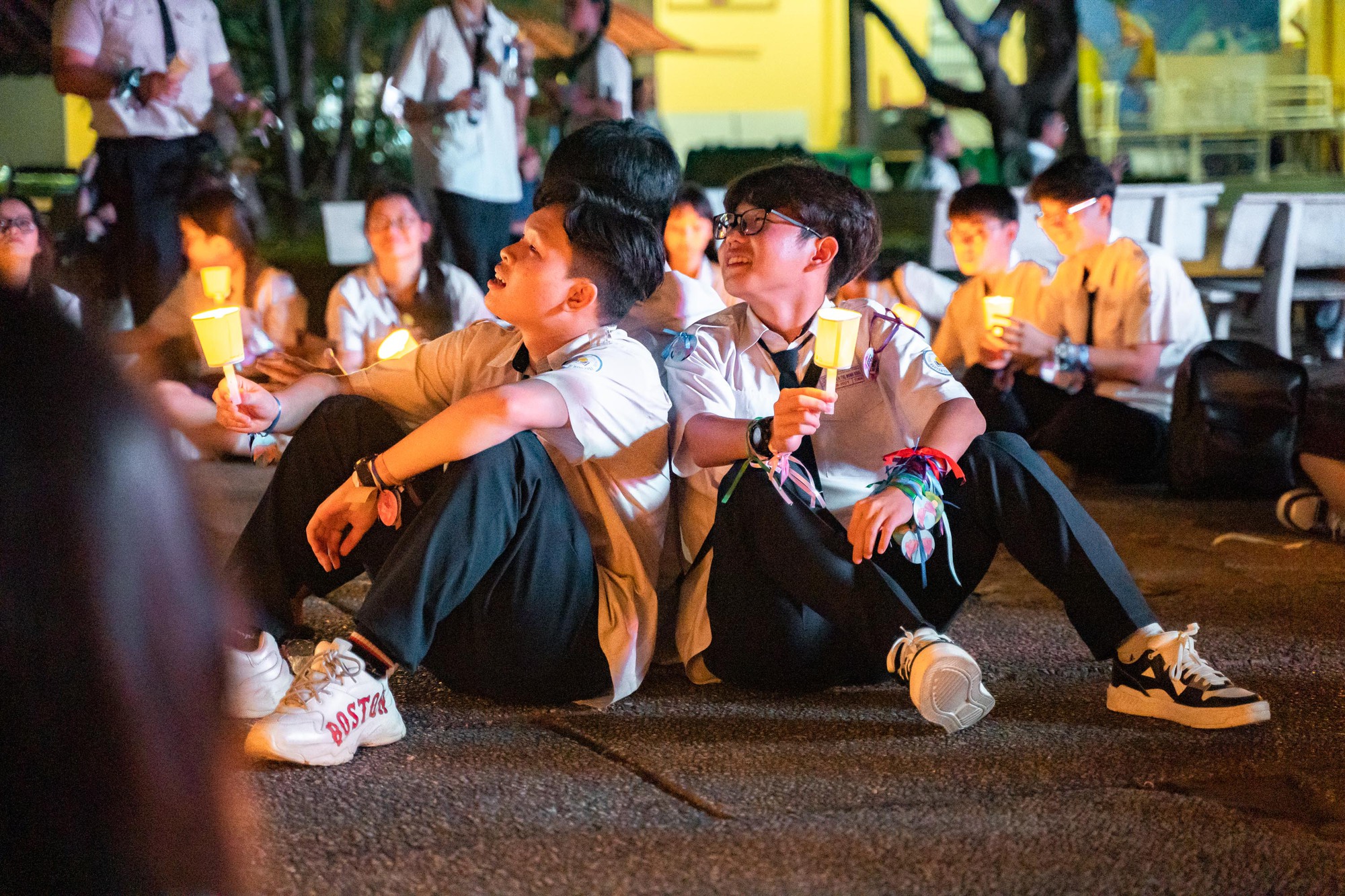 Gửi đến các sĩ tử 2k10: Chúc các bạn "ra trận" với 100% tự tin và mang chiến thắng về nhé! - Ảnh 2. Gửi đến các sĩ tử 2k10: Chúc các bạn "ra trận" với 100% tự tin và mang chiến thắng về nhé! - Ảnh 2.
