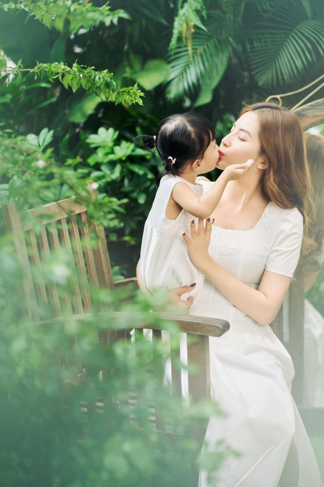Nếu tôi là cô bé ấy của năm 18 tuổi, tôi muốn nói: Khi ba mẹ cãi nhau, con là người thua cuộc!- Ảnh 3. Nếu tôi là cô bé ấy của năm 18 tuổi, tôi muốn nói: Khi ba mẹ cãi nhau, con là người thua cuộc!- Ảnh 3.