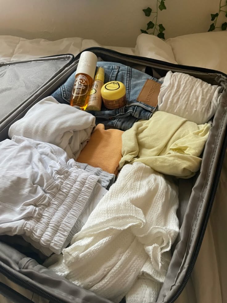 7 món tôi từng mang đi du lịch chỉ vì thấy ai cũng khuyên, cuối cùng lại phí tiền, tốn chỗ - Ảnh 2. 7 món tôi từng mang đi du lịch chỉ vì thấy ai cũng khuyên, cuối cùng lại phí tiền, tốn chỗ - Ảnh 2.