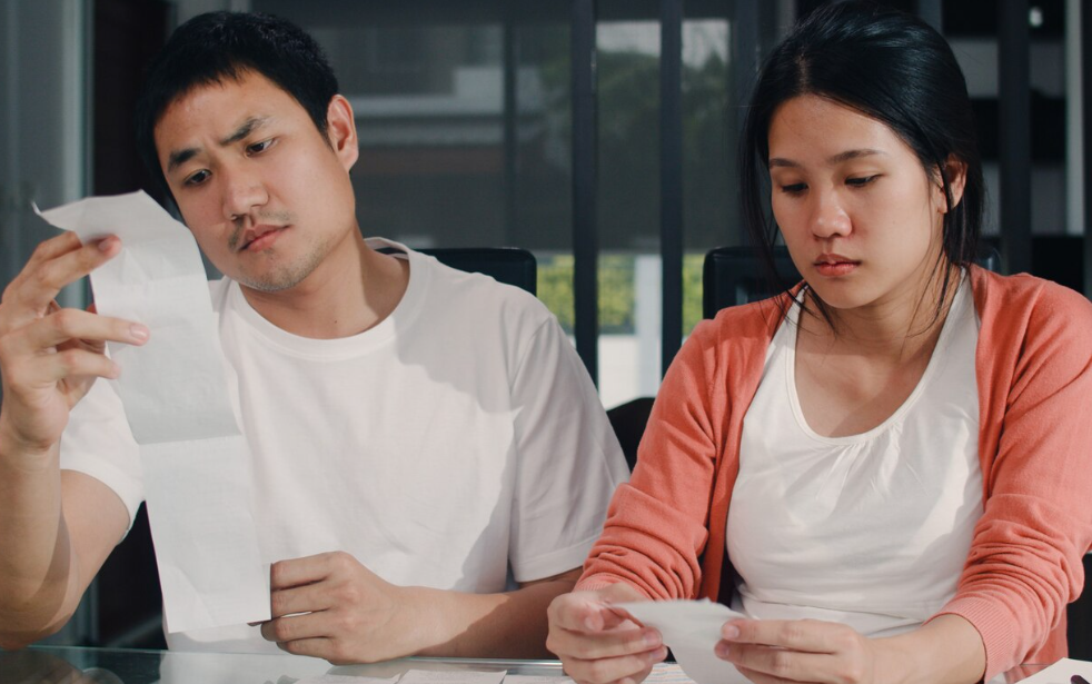 Vợ chồng trẻ tổng lương 30 triệu/tháng, đang tiết kiệm mua nhà thì vợ có thai, chồng bất ngờ đưa ra quyết định sốc- Ảnh 1. Vợ chồng trẻ tổng lương 30 triệu/tháng, đang tiết kiệm mua nhà thì vợ có thai, chồng bất ngờ đưa ra quyết định sốc- Ảnh 1.
