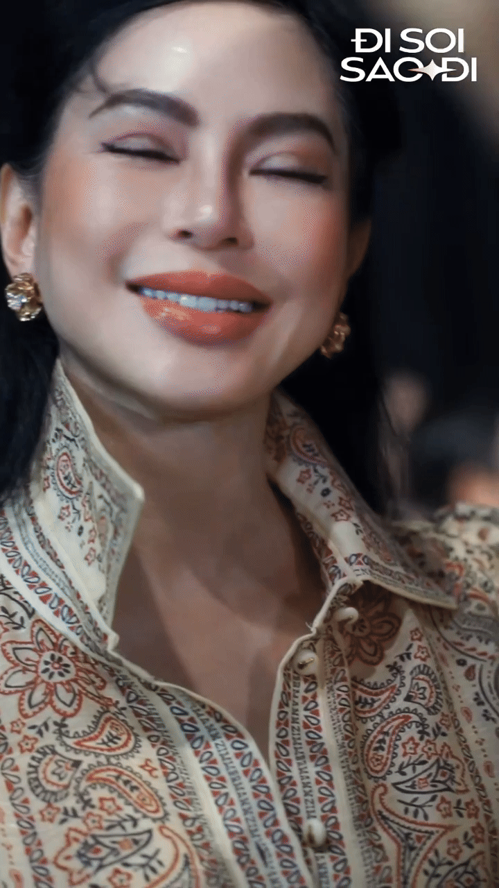 HOT: Camera siêu zoom “bóc” nhan sắc dàn mỹ nhân ở fashion week, Tiểu Vy - Nhã Phương phải dè chừng mỹ nhân U60- Ảnh 13. HOT: Camera siêu zoom “bóc” nhan sắc dàn mỹ nhân ở fashion week, Tiểu Vy - Nhã Phương phải dè chừng mỹ nhân U60- Ảnh 13.