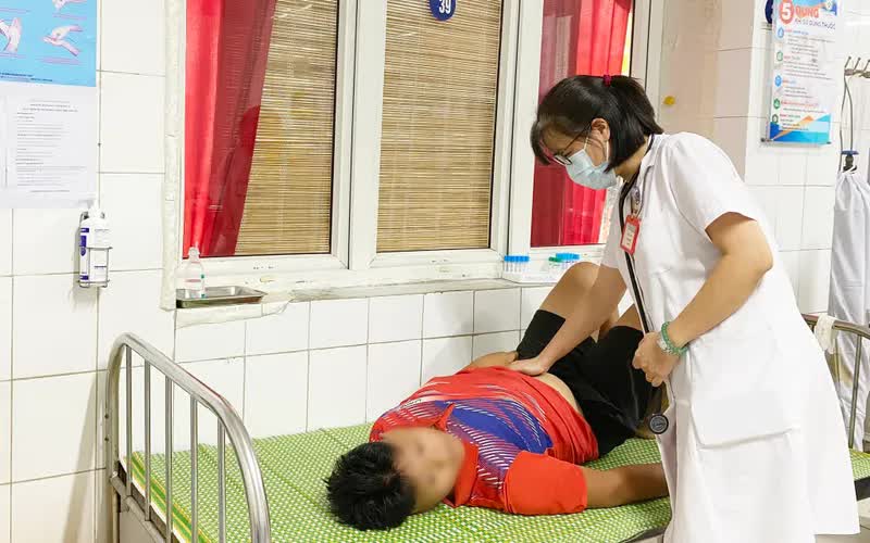 Cấp cứu thành công 2 trẻ bị dị ứng thức ăn, 1 ca sốc phản vệ nguy kịch - Ảnh 1. Cấp cứu thành công 2 trẻ bị dị ứng thức ăn, 1 ca sốc phản vệ nguy kịch - Ảnh 1.